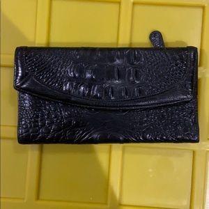 Brahmin wallet